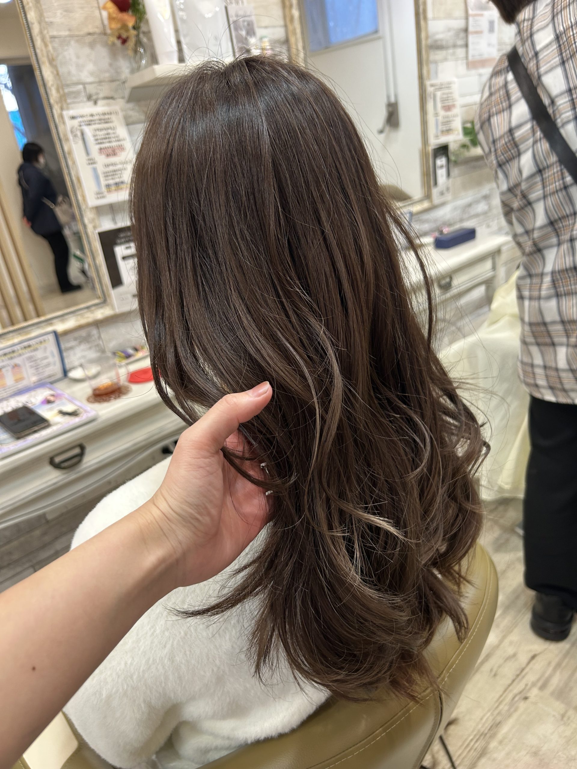 〜外人風レイヤーカット×透明感カラー〜